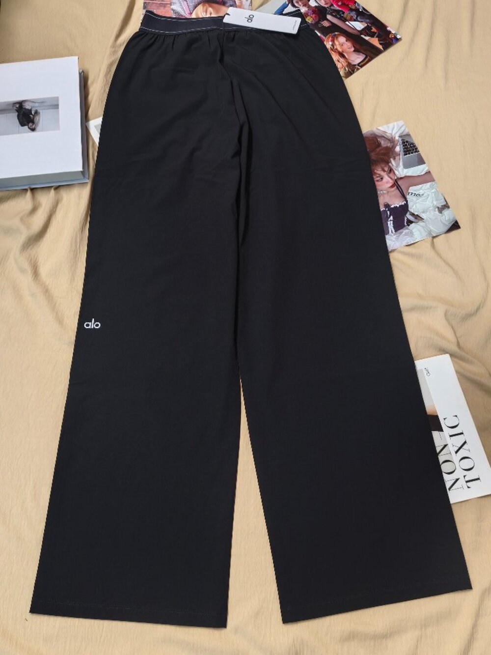 💗NWT ALO Yoga Black Suit Up Trouser 30" Inseam (Regular) Casual Daily Wear🏡 - Picture 4 of 7